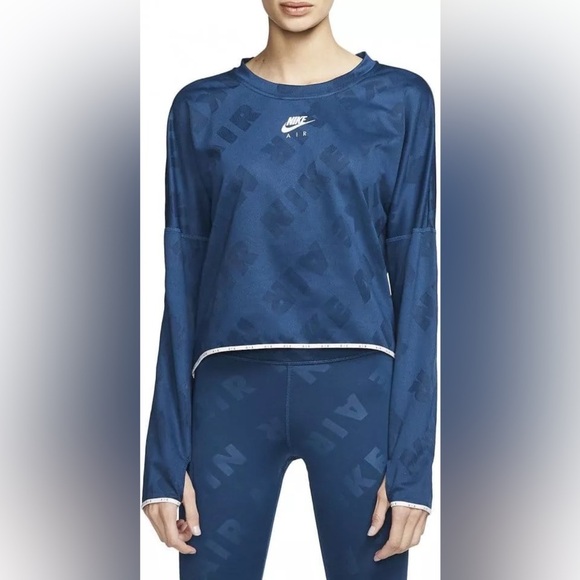 Nike Tops - Nike Women AIR MIDLAYER CREW TRAINING TOP XXL